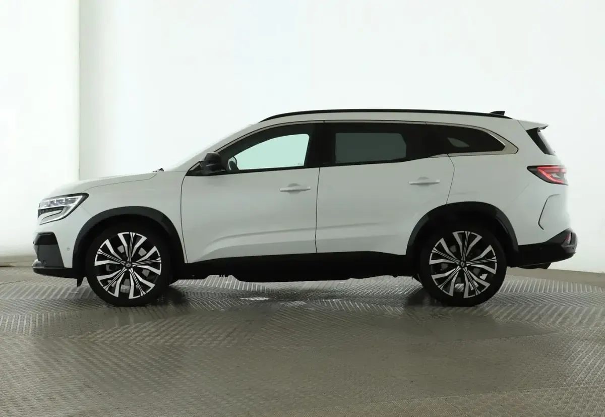 Gebraucht Renault Espace Iconic 200 PS (147 kW) 2025 Weiß metallic SUV