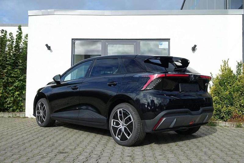 Neu MG MG4 EV Luxury 150 kW (204 PS) 2026 Pebble black Kleinwagen