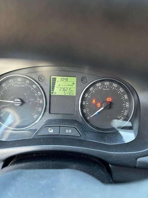 Gebraucht Skoda Roomster Plus Edition 105 PS (77 kW) 2011 Schwarz Van / Kleinbus