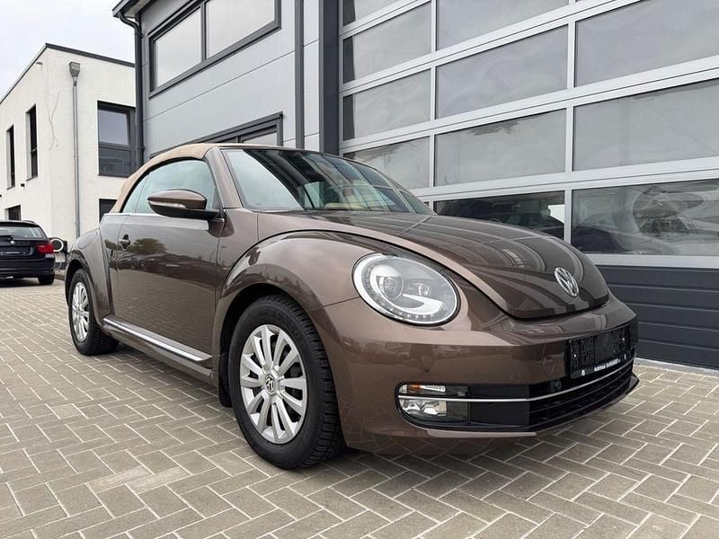Braun Gebraucht 2013 VW Beetle Design Cabrio | 12.990 € (Guter Preis) - Bild 1/4