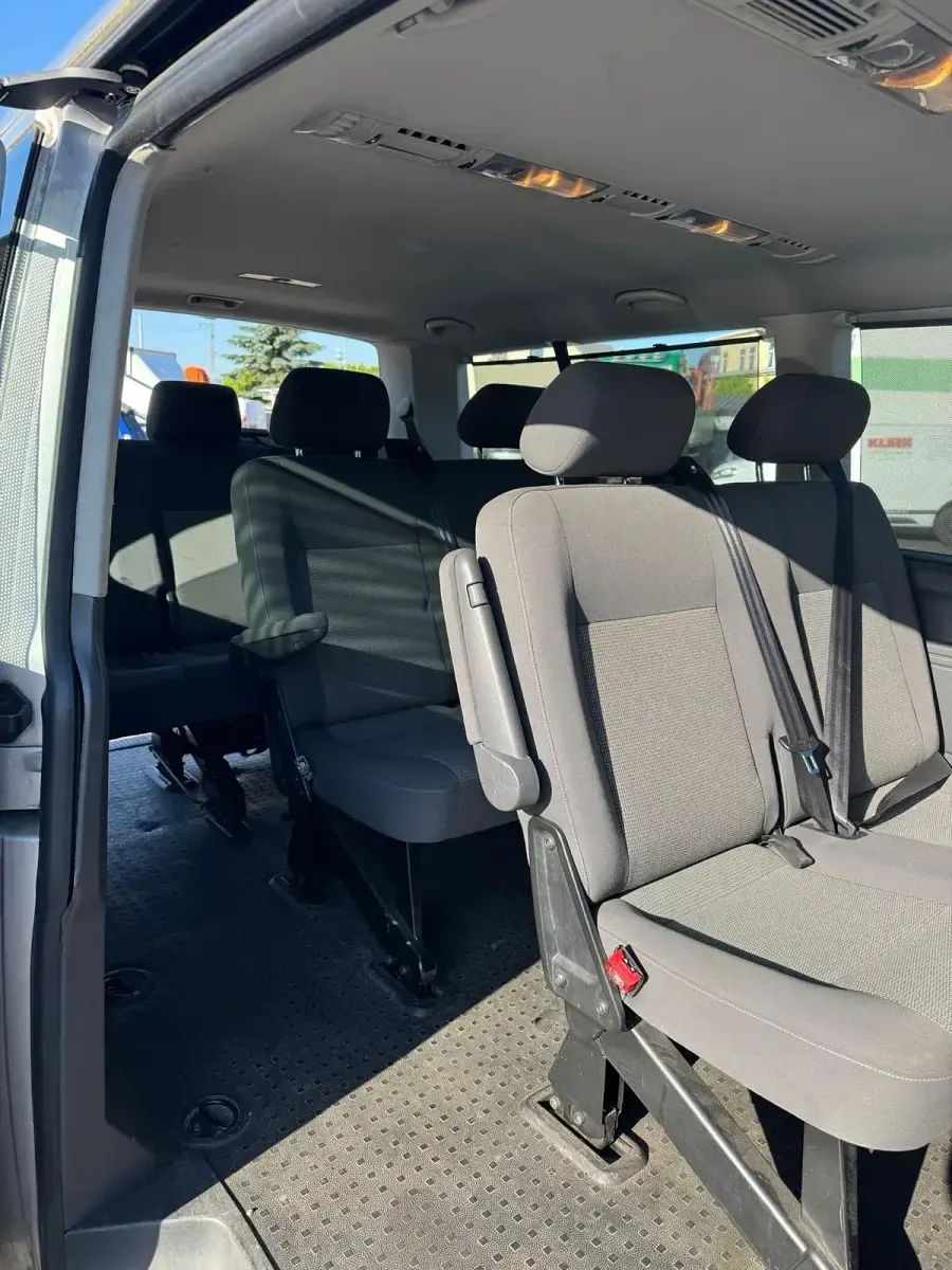 Occasion VW Caravelle 140 ch (102 kW) 2012 Argent Van