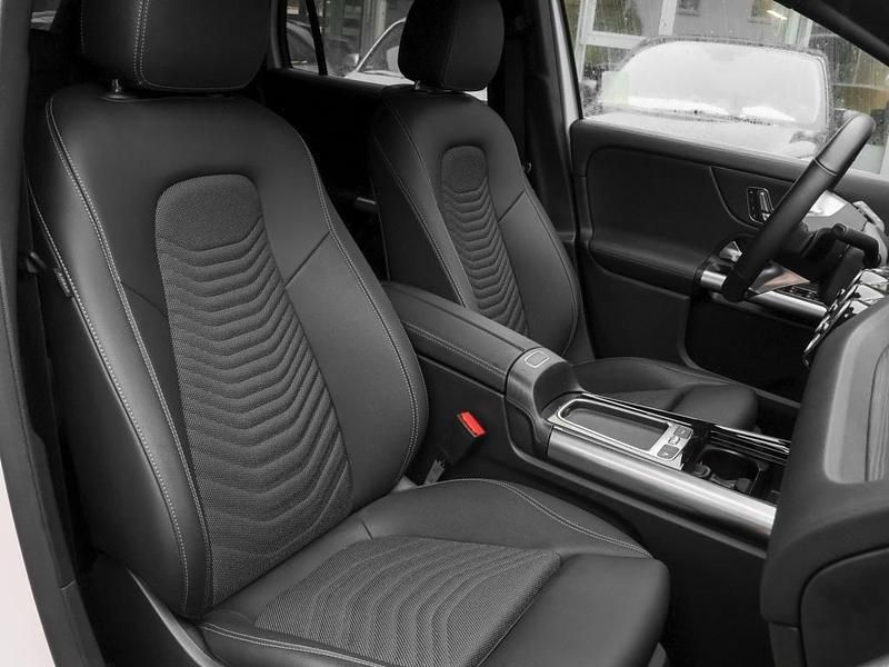 Gebraucht Mercedes EQA250 Progressive 139 kW (190 PS) 2024 Weiß SUV