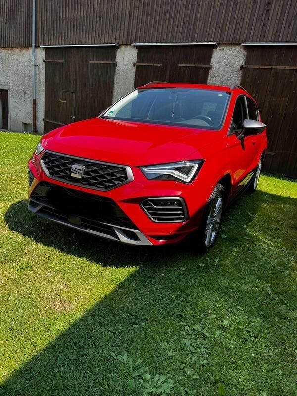 Rot Gebraucht 2022 Seat Ateca SUV | 23.800 € (Guter Preis) - Bild 1/4