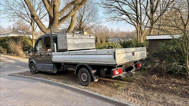Gebraucht VW Crafter 177 PS (130 kW) 2019 Grau Van