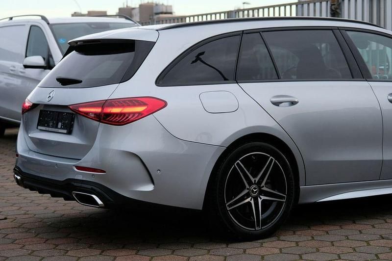 Gebraucht Mercedes C200 AMG 186 PS (136 kW) 2024 Silber Limousine