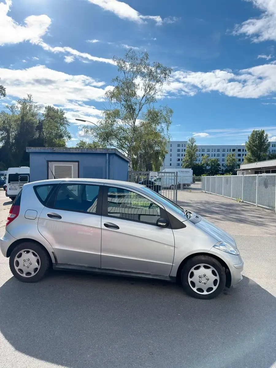 Gebraucht Mercedes A160 82 PS (60 kW) 2006 Silber Limousine