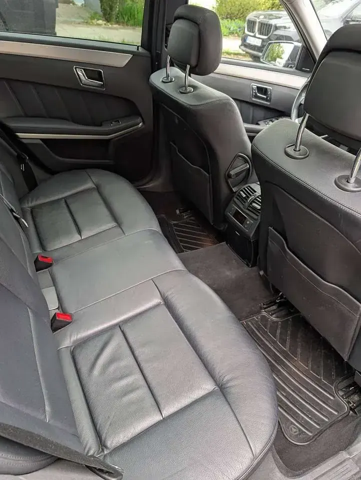 Gebraucht Mercedes E350 Avantgarde 231 PS (169 kW) 2009 Silber Kombi