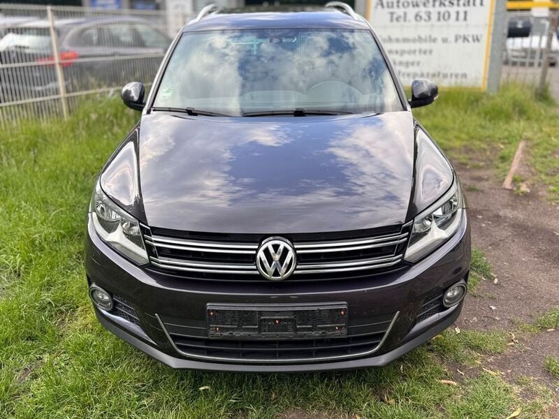 Grau Gebraucht 2015 VW Tiguan LOUNGE SUV | 7.899 € (Guter Preis) - Bild 1/4