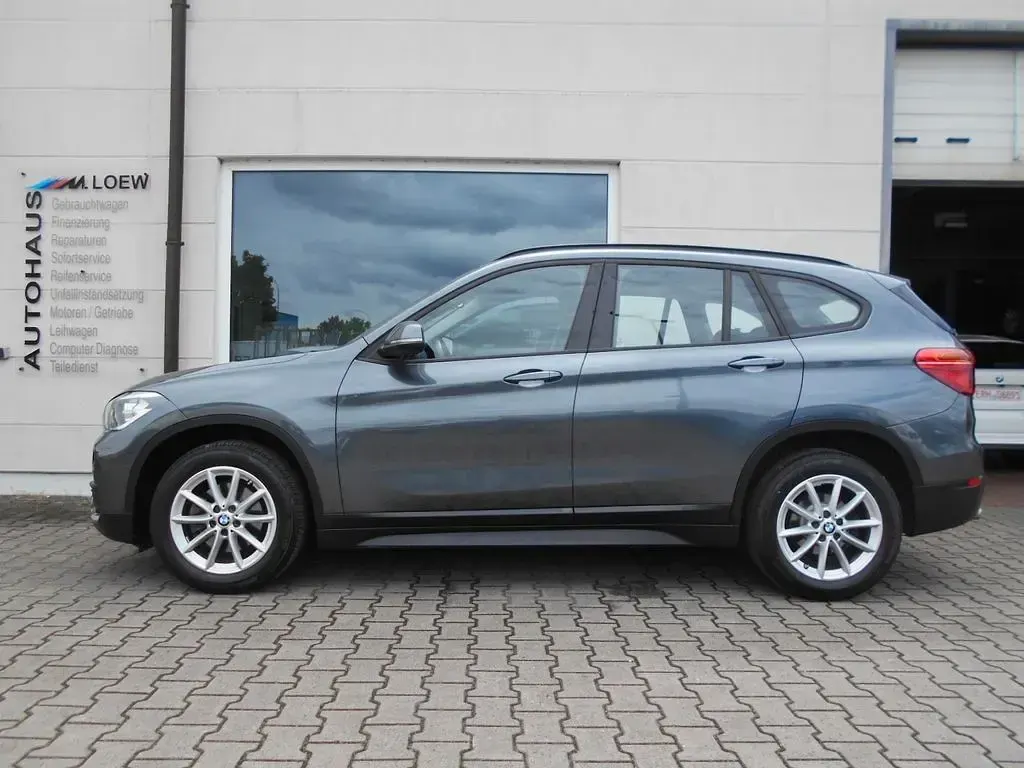 Gebraucht BMW X1 140 PS (102 kW) 2017 Grau SUV
