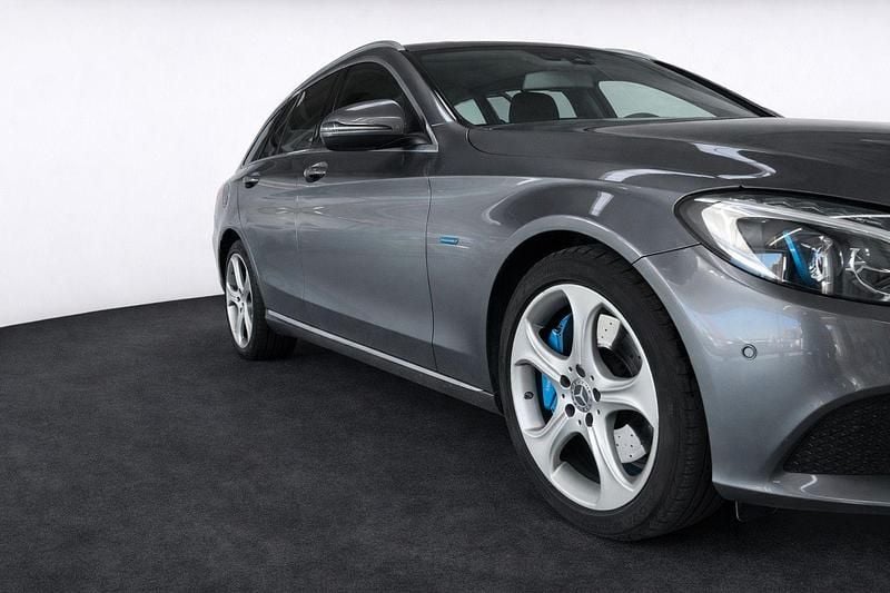 Gebraucht Mercedes C350e 279 PS (205 kW) 2017 Grau Kombi