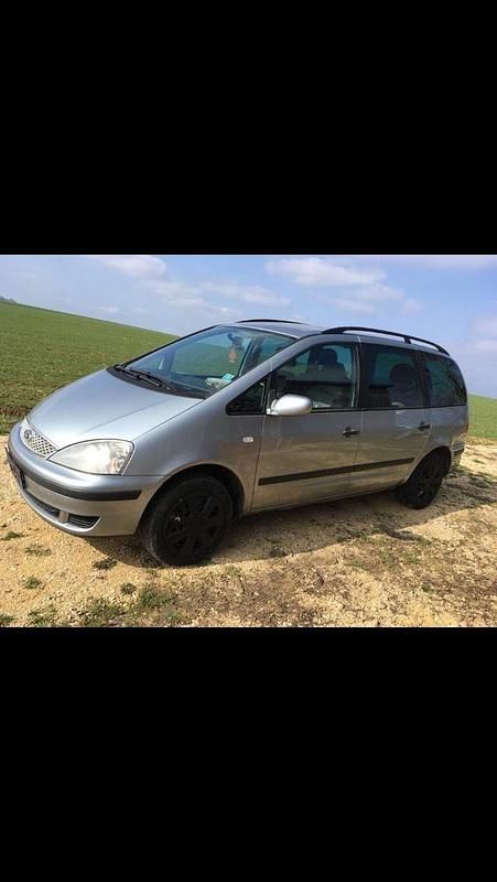 Grau Gebraucht 2005 Ford Galaxy Van / Kleinbus | 1.999 € (Fairer Preis) - Bild 1/4