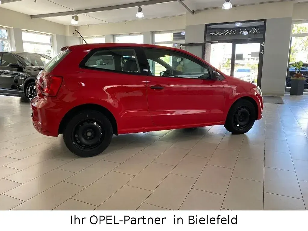 Gebraucht VW Polo Trendline 60 PS (44 kW) 2014 Flashrot Kleinwagen