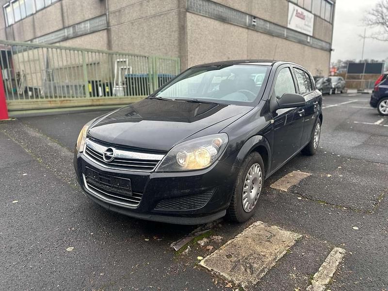 Gebraucht Opel Astra Selection 90 PS (66 kW) 2009 Saphirschwarz mineraleffekt Kleinwagen