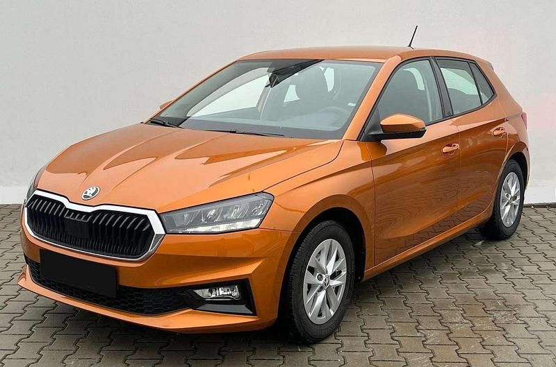 Gebraucht Skoda Fabia Selection 80 PS (58 kW) 2024 Phoenixorange metallic Limousine