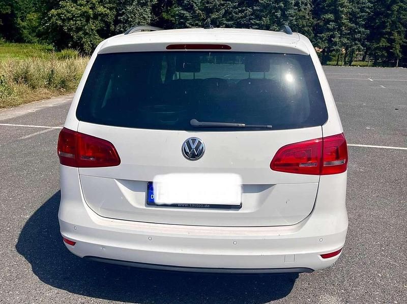 Gebraucht VW Sharan 190 PS (139 kW) 2013 Weiß Van / Kleinbus