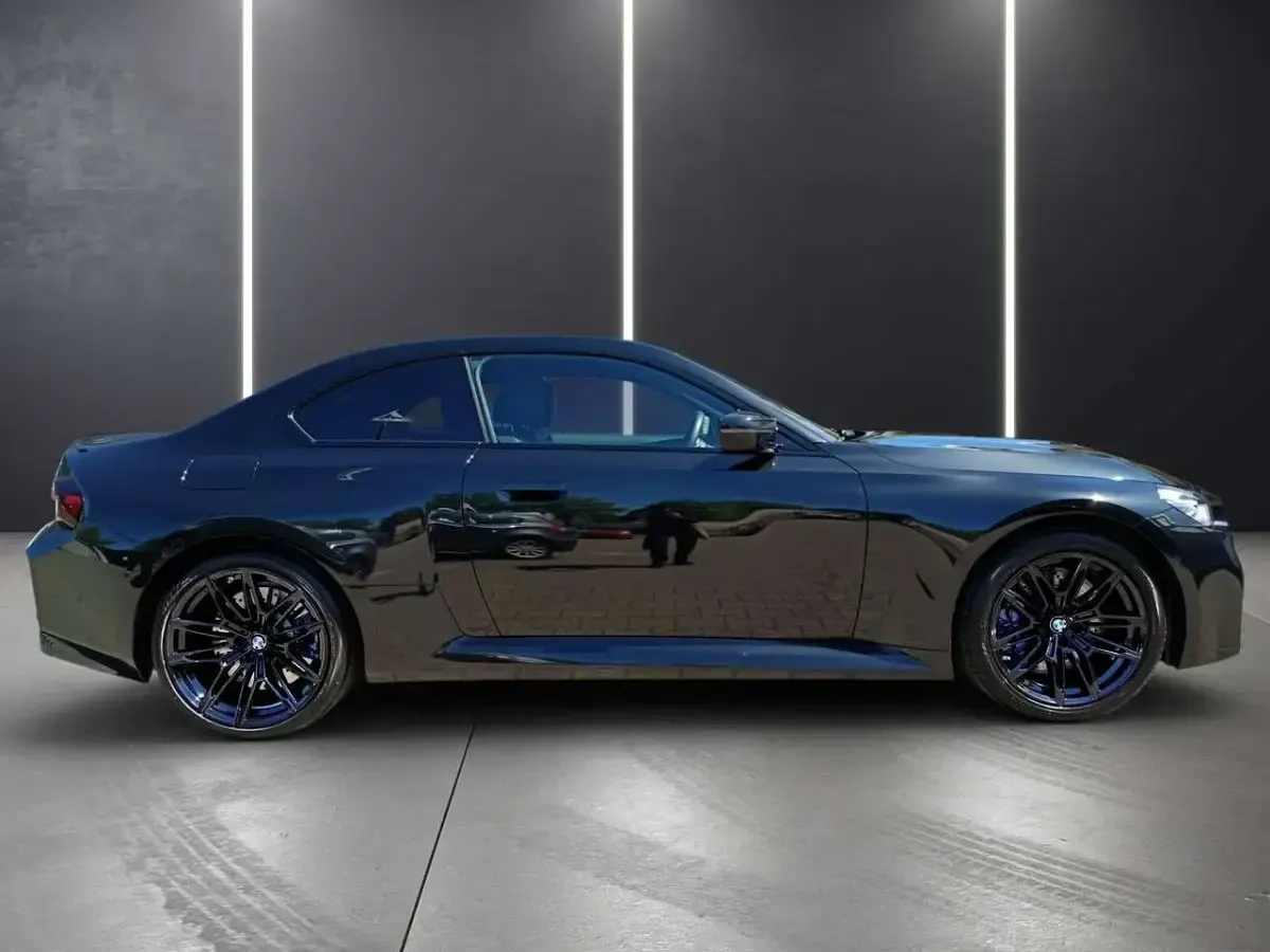 Gebraucht BMW M2 Performance 480 PS (353 kW) 2025 Black sapphire metallic Coupé