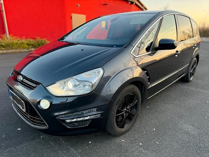 Gebraucht Ford S-MAX Titanium 203 PS (149 kW) 2010 Grau Van / Kleinbus