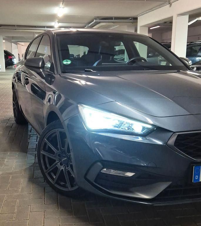Gebraucht Seat Leon FR 150 PS (110 kW) 2020 Grau Limousine