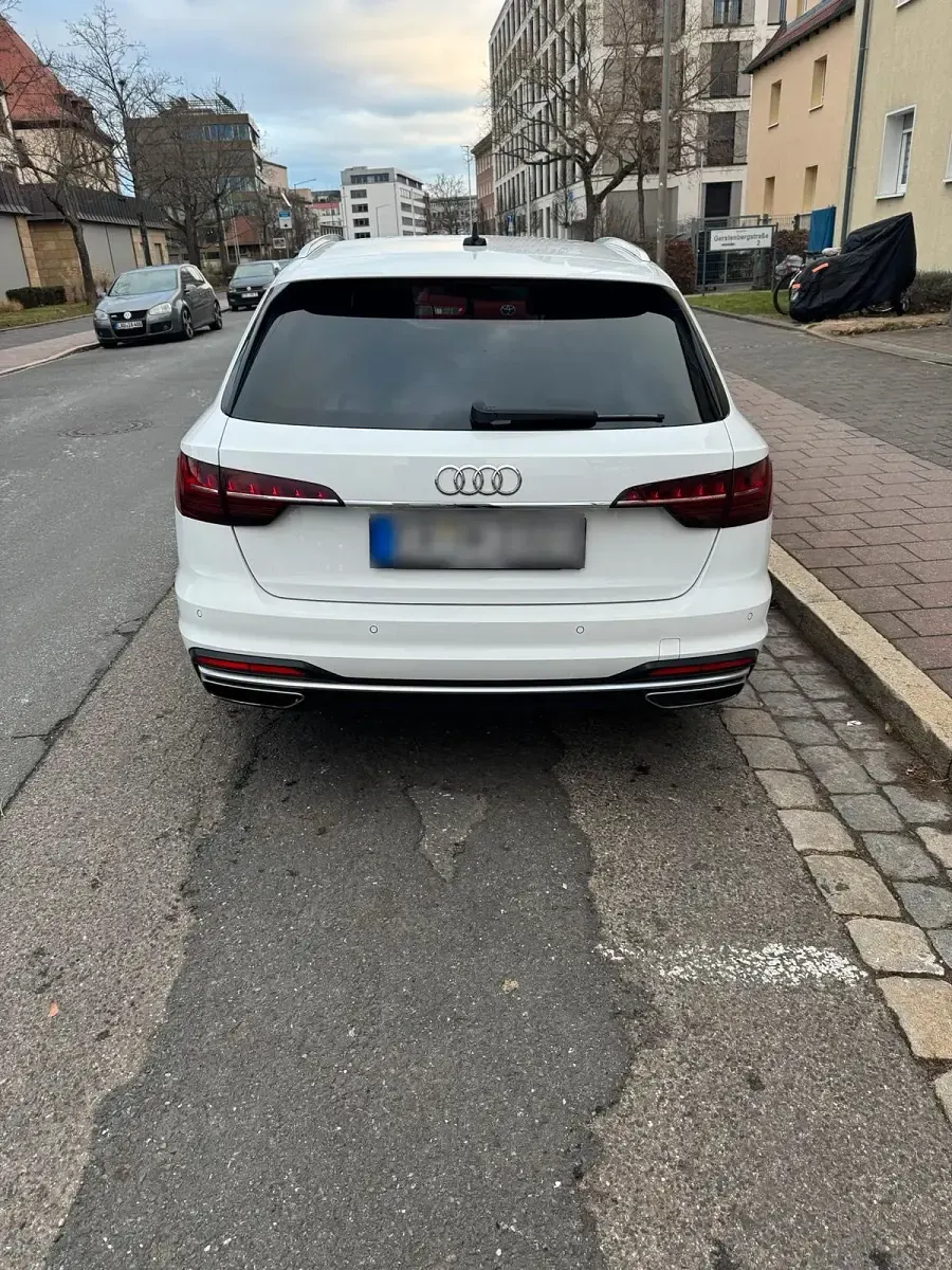 Gebraucht Audi A4 136 PS (100 kW) 2021 Weiß Kombi