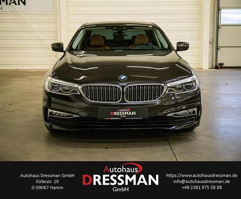 Gebraucht BMW 530 Luxury Line 265 PS (194 kW) 2017 Jatoba metallic Limousine
