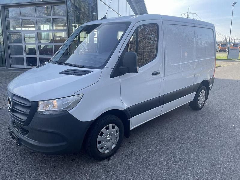 Weiß Gebraucht 2021 Mercedes Sprinter Van | 26.889 € (Guter Preis) - Bild 1/4