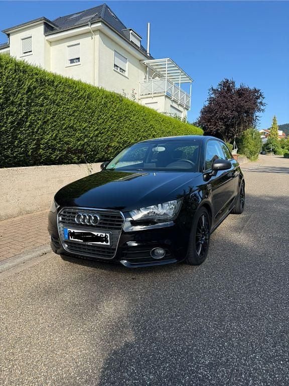 Schwarz Gebraucht 2014 Audi A1 Performance Kleinwagen | 10.300 € (Fairer Preis) - Bild 1/4