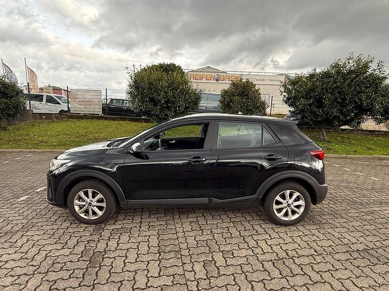 Gebraucht Kia Stonic Edition 7 99 PS (72 kW) 2018 Schwarz SUV