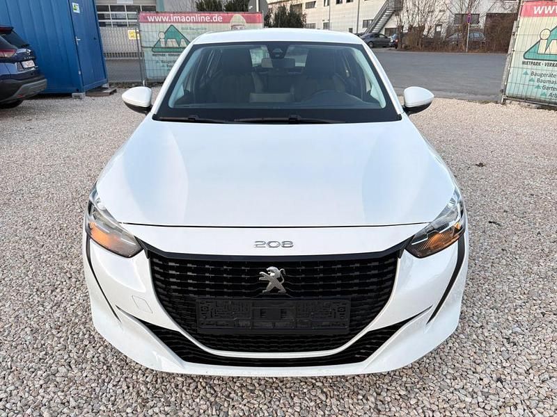 Gebraucht Peugeot 208 Active 102 PS (75 kW) 2021 Weiß Kleinwagen