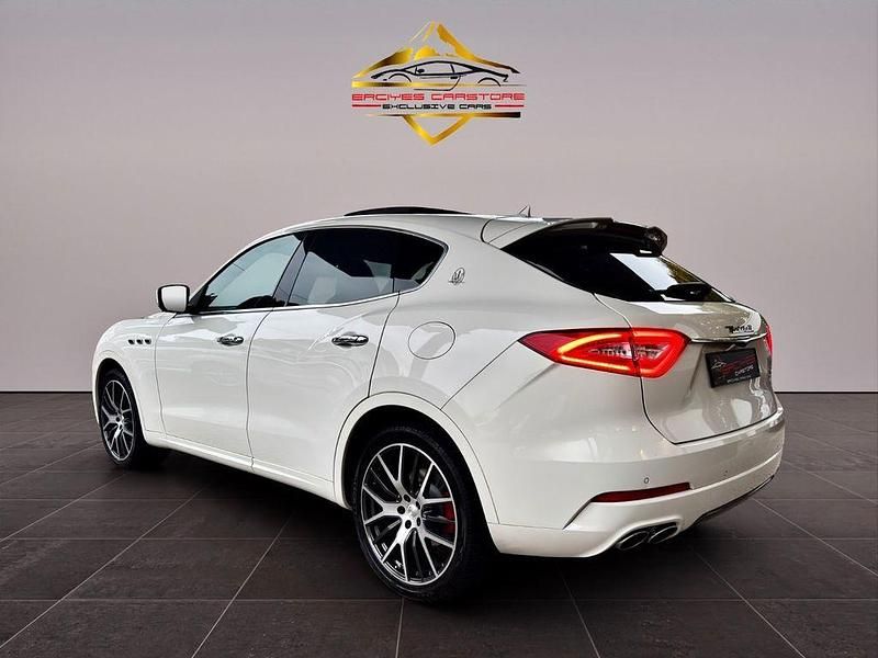 Gebraucht Maserati Levante 275 PS (202 kW) 2016 Weiß SUV