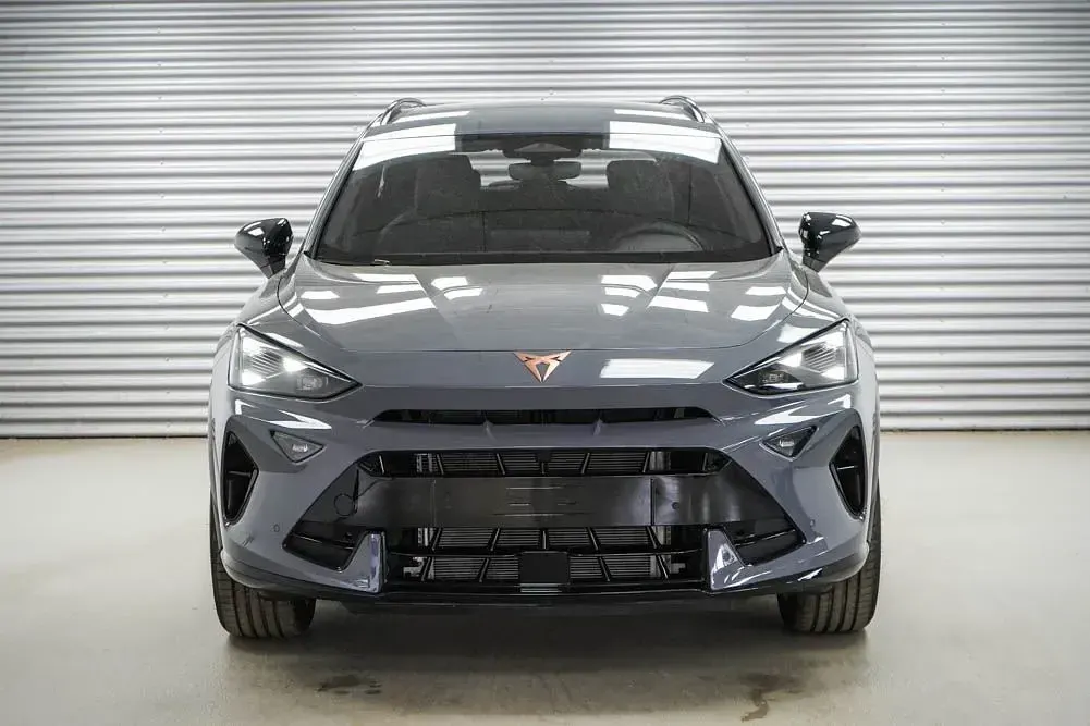 Neu Cupra Formentor 150 PS (110 kW) 2026 Grau SUV