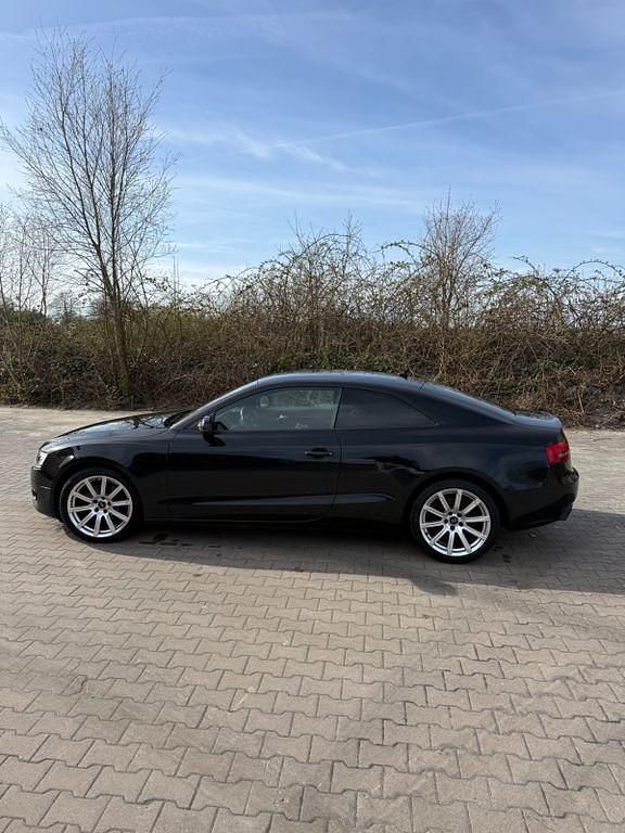 Gebraucht Audi A5 Design 179 PS (131 kW) 2010 Schwarz Coupé