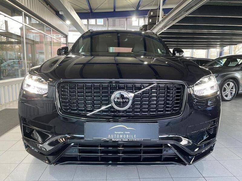 Gebraucht Volvo XC90 R-Design 235 PS (172 kW) 2021 Onyx black / metallic SUV