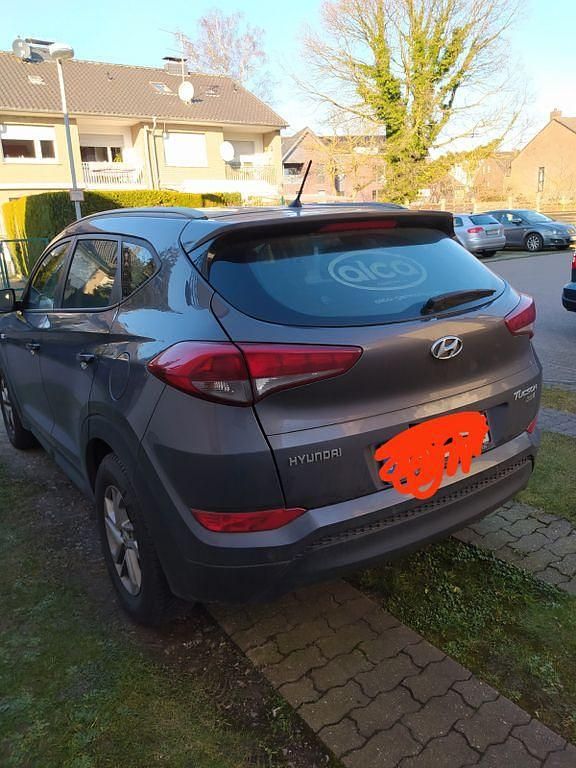 Gebraucht Hyundai Tucson Classic 116 PS (85 kW) 2016 Grau SUV