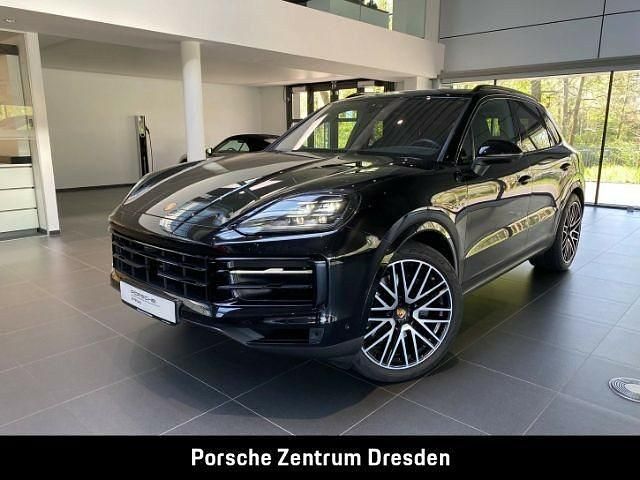 Chromitschwarzmetallic (metallic) Gebraucht 2024 Porsche Cayenne SUV | 111.900 € (Teuer) - Bild 1/2