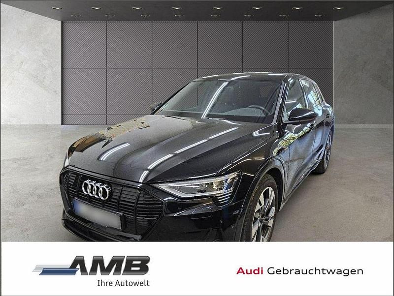 Brillantschwarz Gebraucht 2022 Audi e-tron Advanced Plus SUV | 34.870 € (Guter Preis) - Bild 1/3