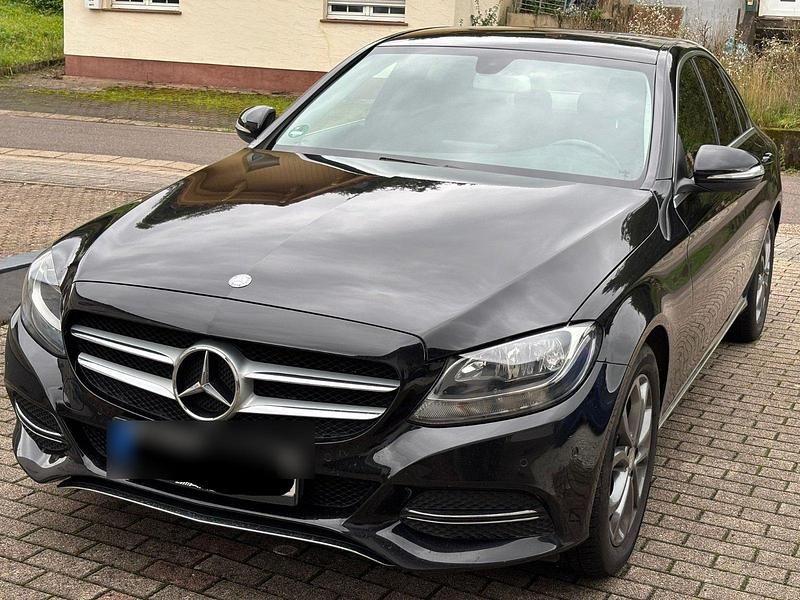 Schwarz Gebraucht 2014 Mercedes C180 Limousine | 15.000 € (Fairer Preis) - Bild 1/4