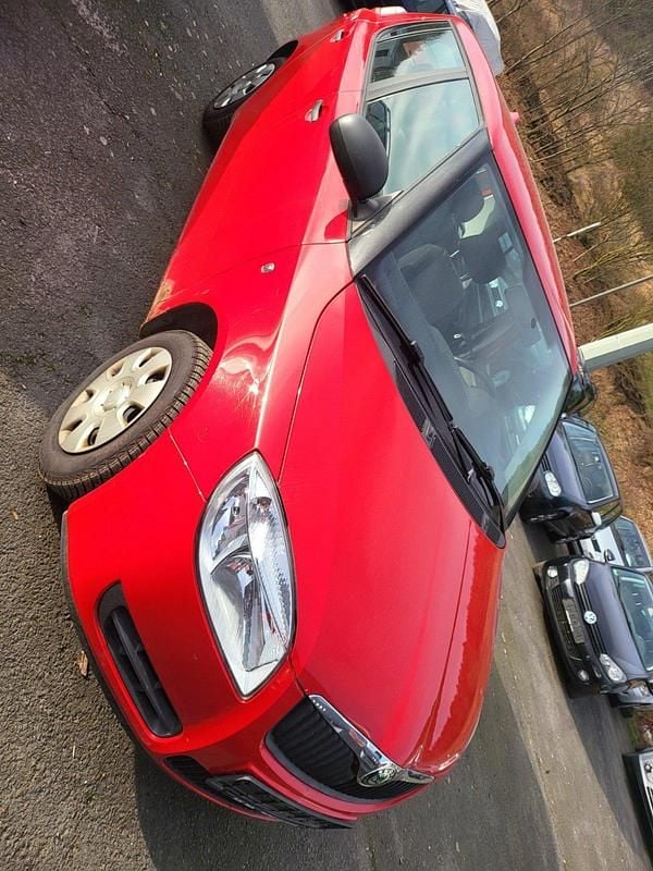 Gebraucht Skoda Fabia 60 PS (44 kW) 2009 Rot Kleinwagen