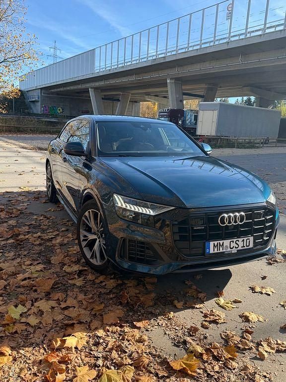 Gebraucht Audi Q8 Ambiente 340 PS (250 kW) 2019 Blau SUV