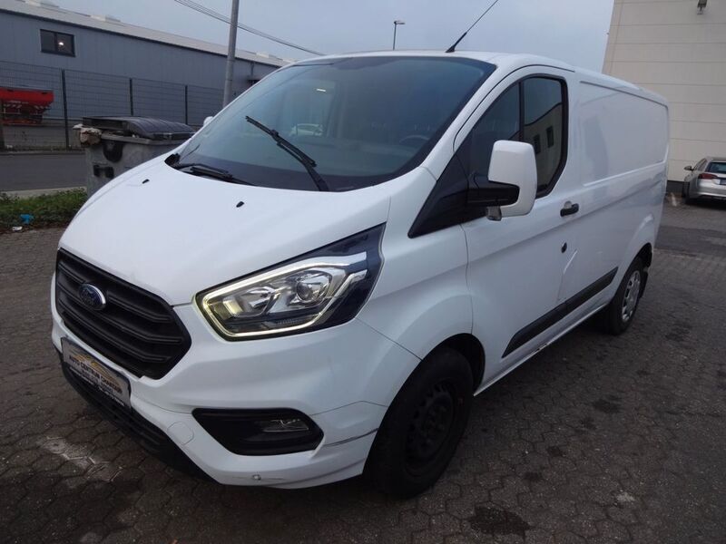 Weiß Gebraucht 2018 Ford Transit Custom Trend Van / Kleinbus | 12.500 € (Teuer) - Bild 1/4