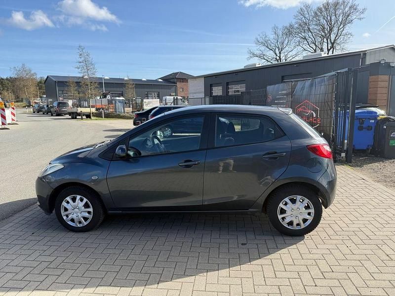 Gebraucht Mazda 2 86 PS (63 kW) 2009 Grau Kleinwagen