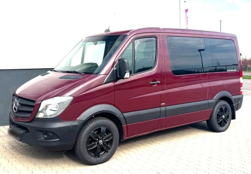 Second-hand Mercedes Sprinter 143 CP (105 kW) 2017 Van