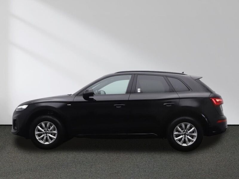 Gebraucht Audi Q5 Ambiente 265 PS (194 kW) 2024 Mythosschwarz metallic SUV