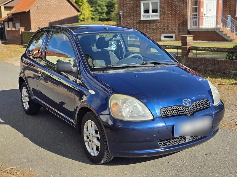 Gebraucht 2002 Toyota Yaris Kleinwagen | 2.000 € (Fairer Preis) - Bild 1/4