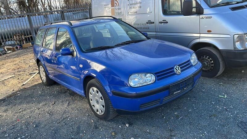 Blau Gebraucht 2001 VW Golf IV Kombi | 2.450 € (Fairer Preis) - Bild 1/3