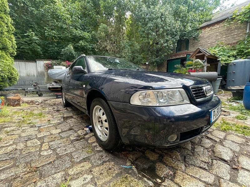 Gebraucht Audi A4 2000 Blau Kombi
