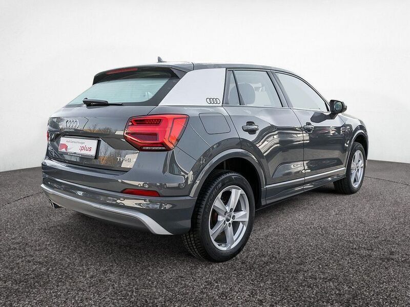 Gebraucht Audi Q2 S-Line 150 PS (110 kW) 2017 Nanograu SUV