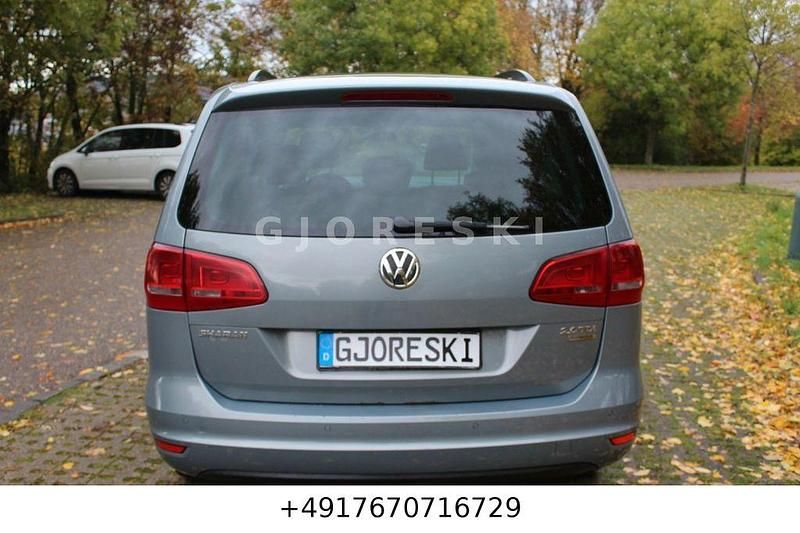 Gebraucht VW Sharan 140 PS (102 kW) 2011 Grau Van / Kleinbus