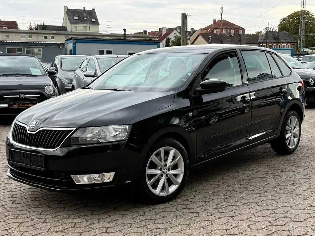 Gebraucht Skoda Rapid Elegance 122 PS (89 kW) 2014 Schwarz Kleinwagen