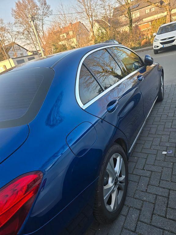 Gebraucht Mercedes C180 Edition 156 PS (114 kW) 2015 Blau Limousine