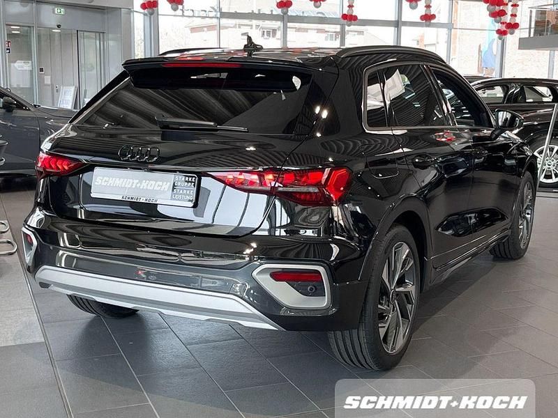 Second-hand Audi A3 Sport 204 CP (150 kW) 2025 Negru Berlinǎ